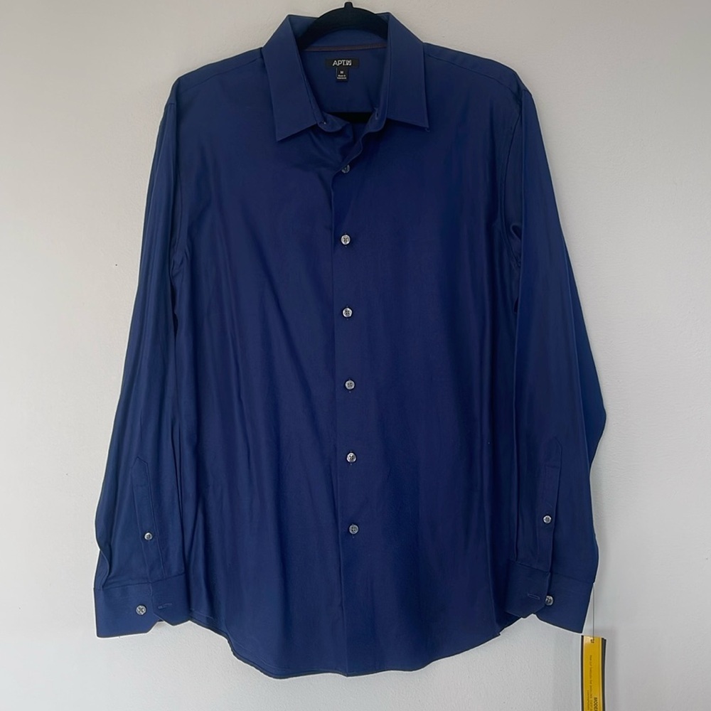 NWT Apt. 9 Long Sleeve Blue Shirt - Size M